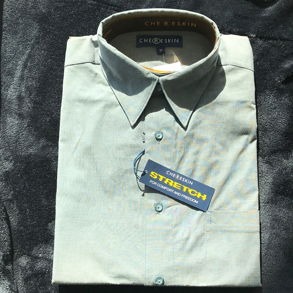 CHERESKIN, Short sleeve button-down, size M, color gray.
